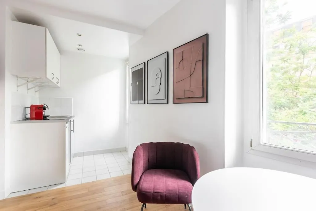 Studio Place De La Nation - V Paris